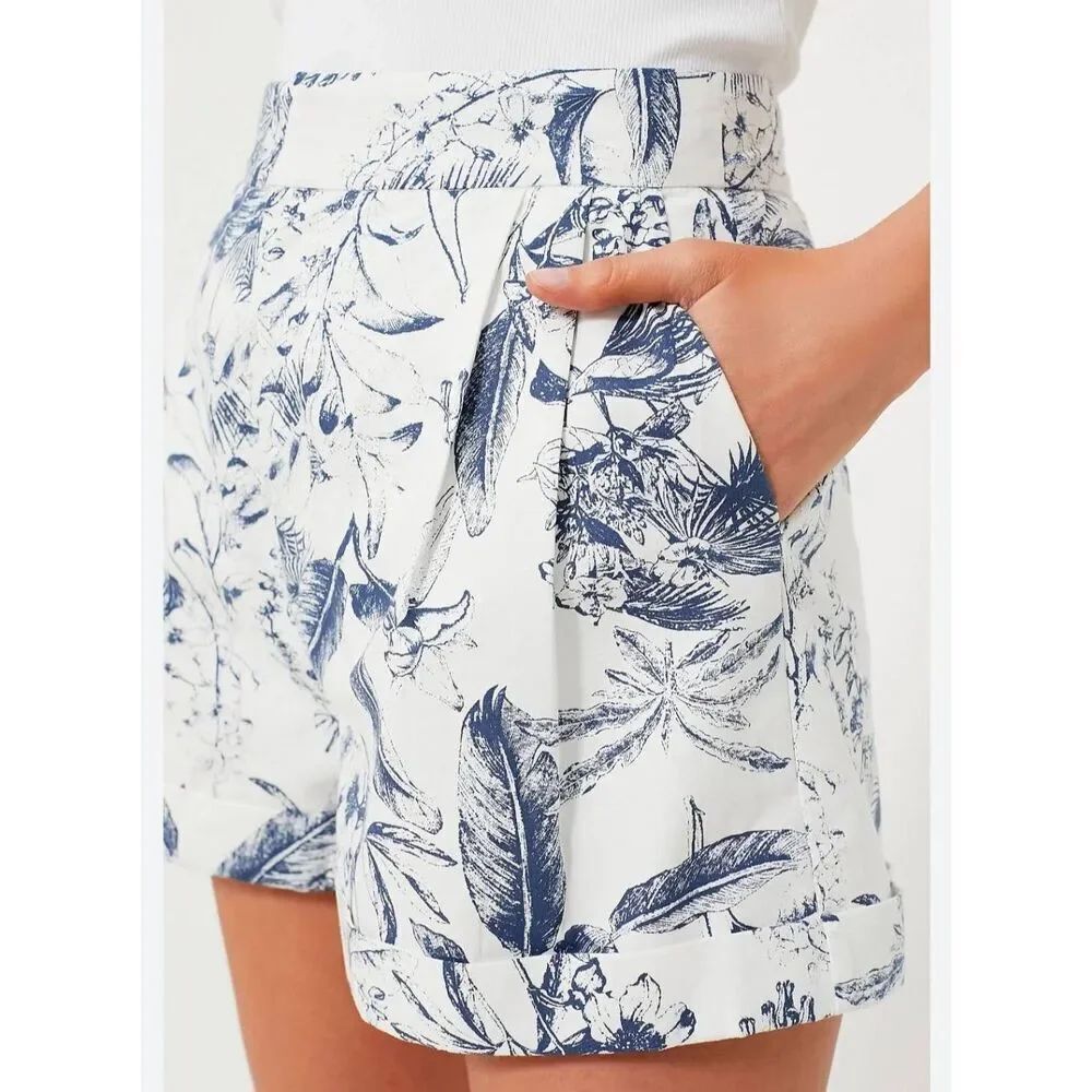 NWOT Tuckernuck Hyacinth House Whimsical Navy Floral shorts sz XS